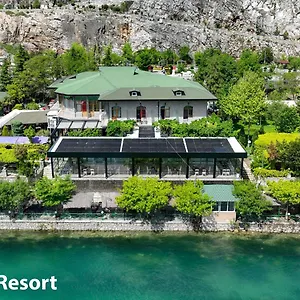 4* Szálloda Buna Park
